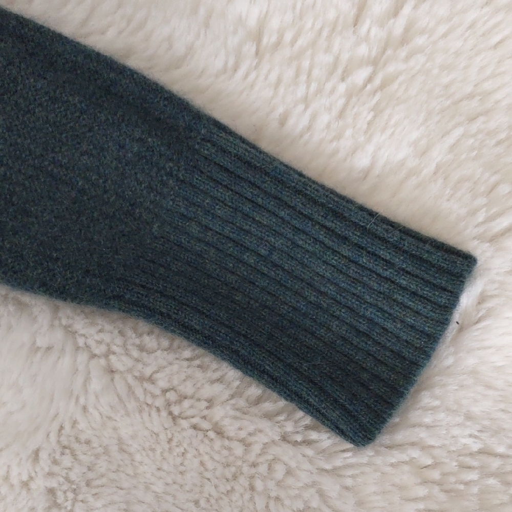 CYNTHIA ROWLEY 100 % CASHMERE Cozy Green Turtleneck Sweater - Picture 12 of 17